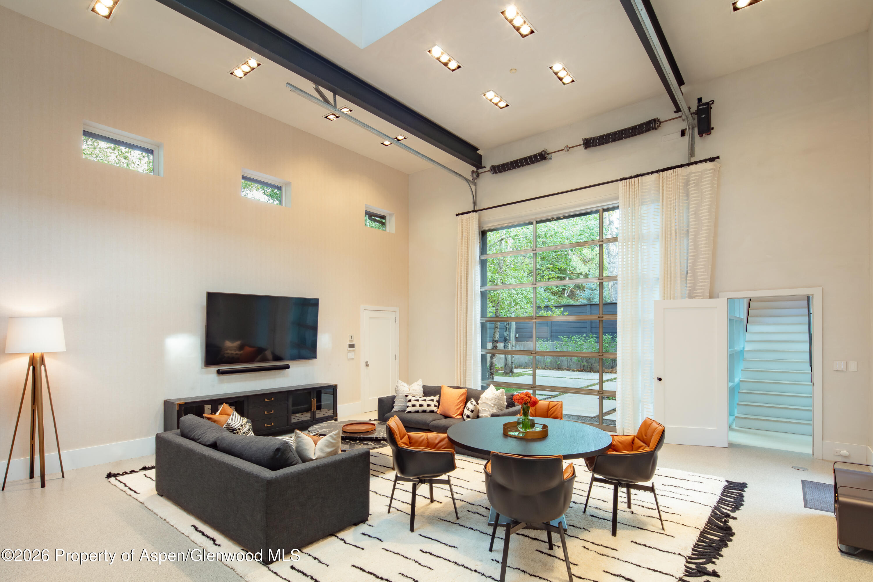 1220 Red Butte Drive