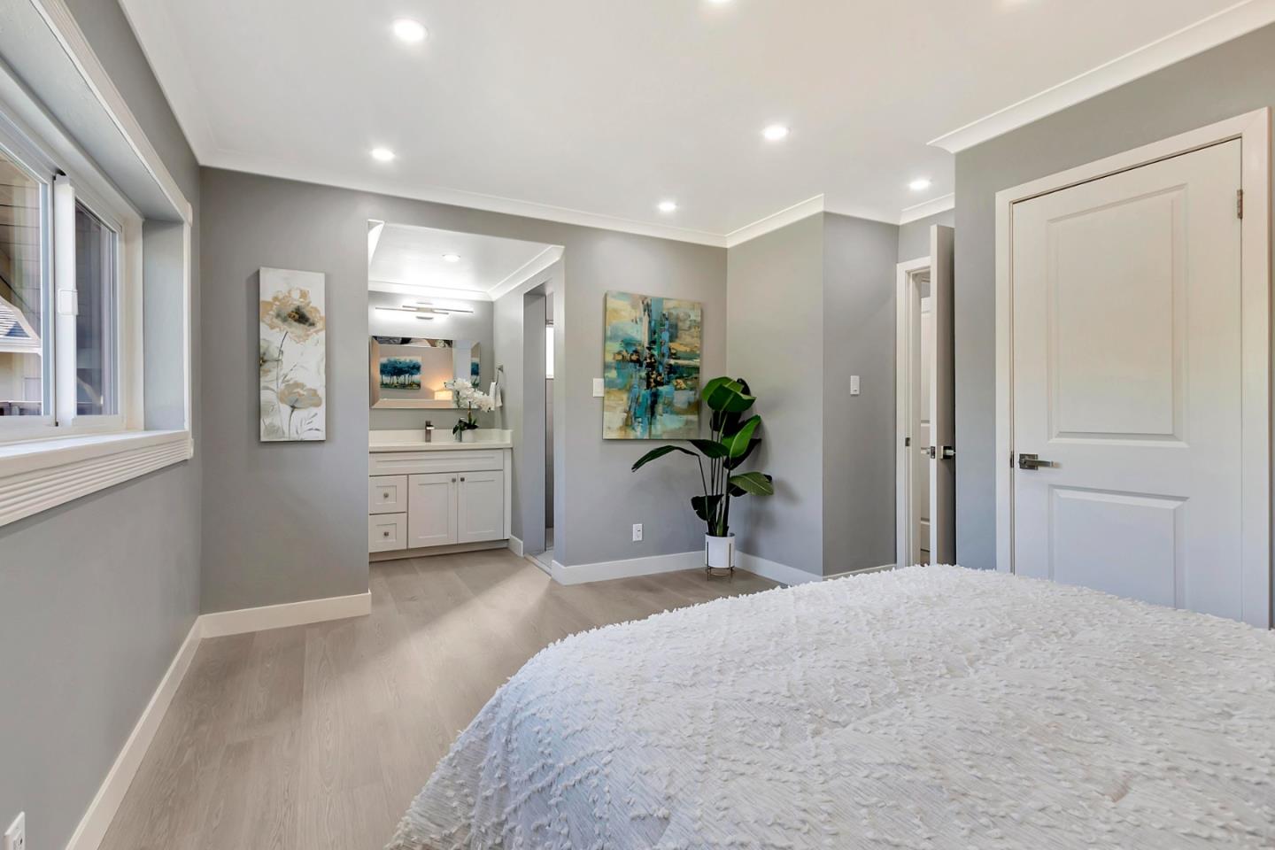 10640 E Estates Drive