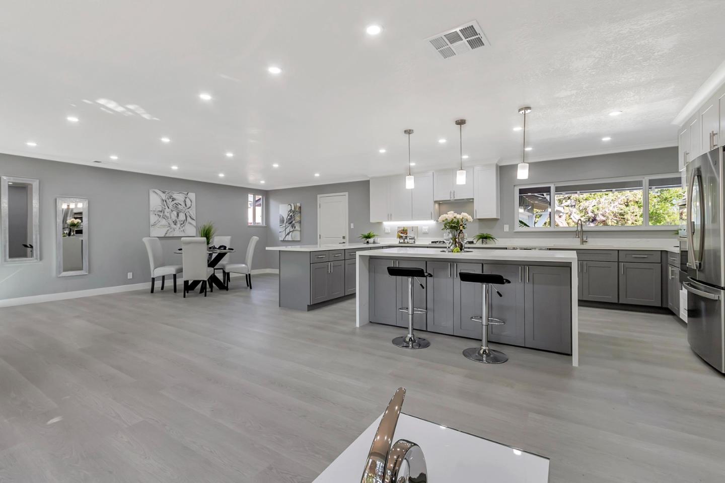 10640 E Estates Drive