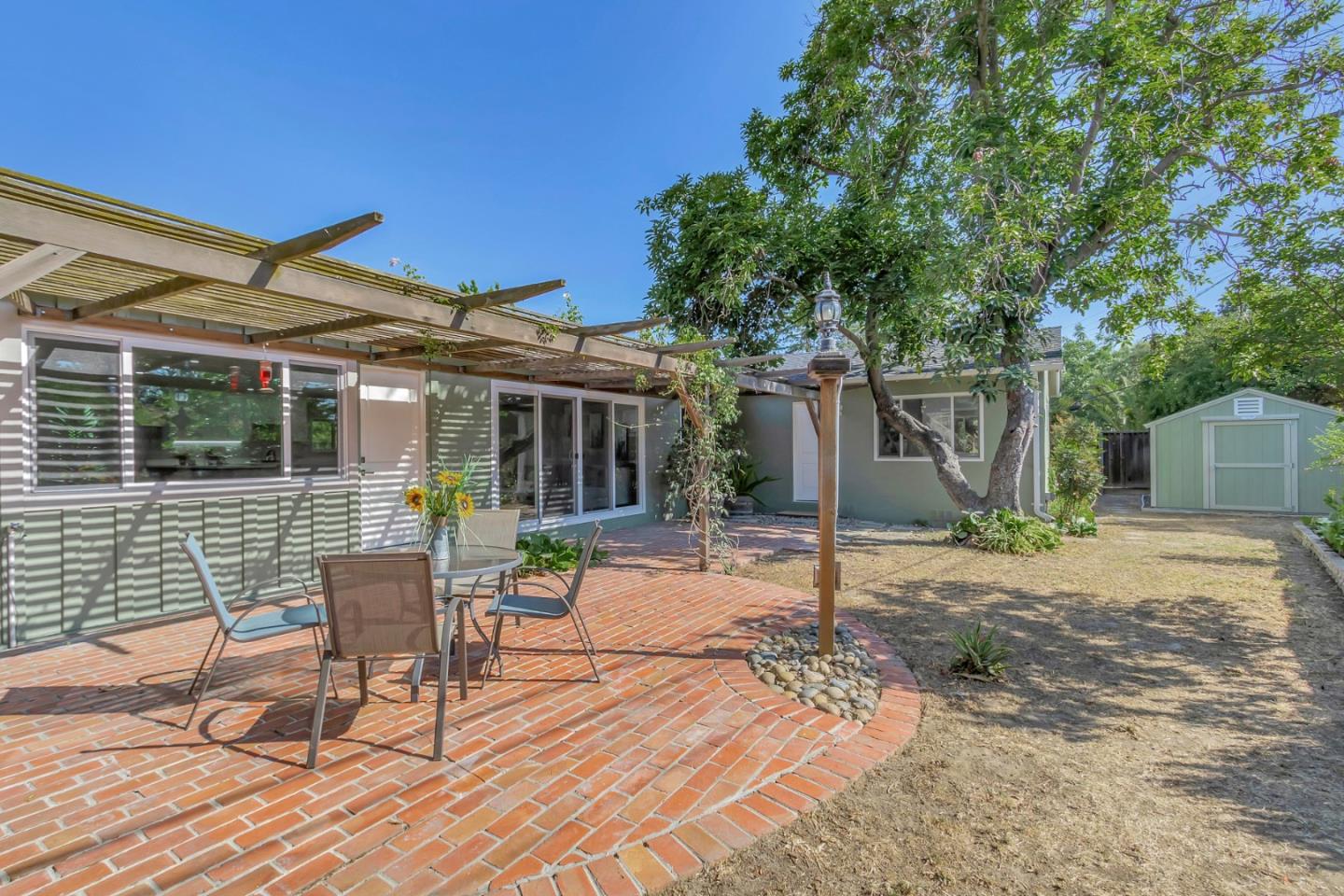 10640 E Estates Drive
