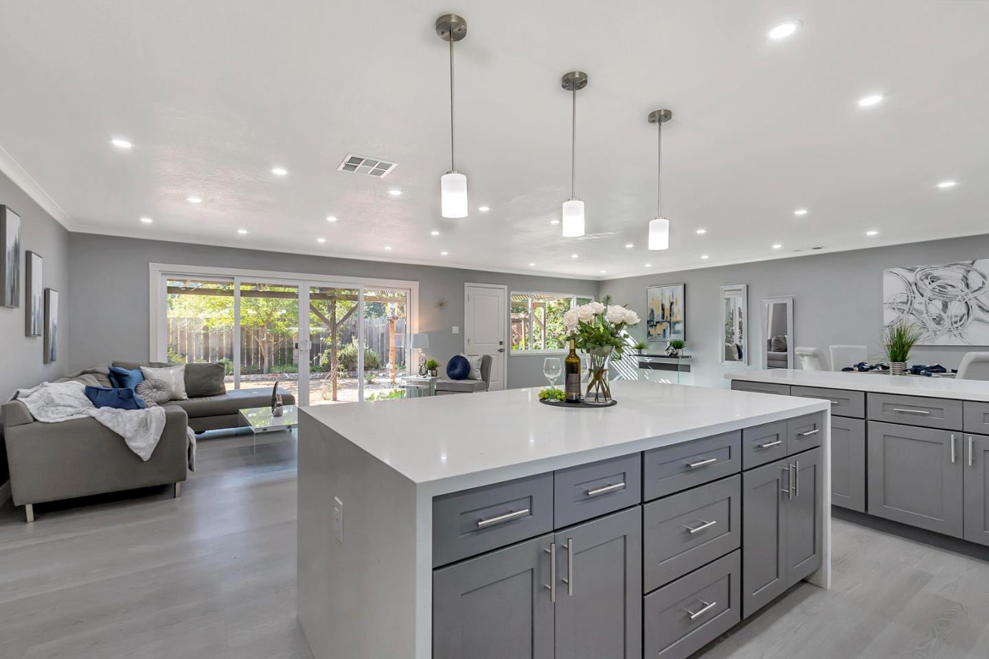 10640 E Estates Drive