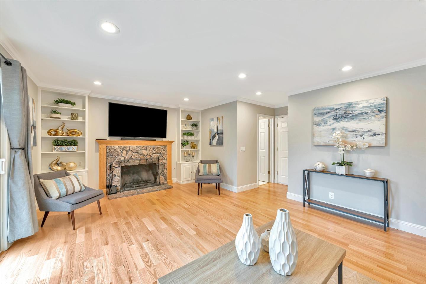 6290 Via De Adrianna