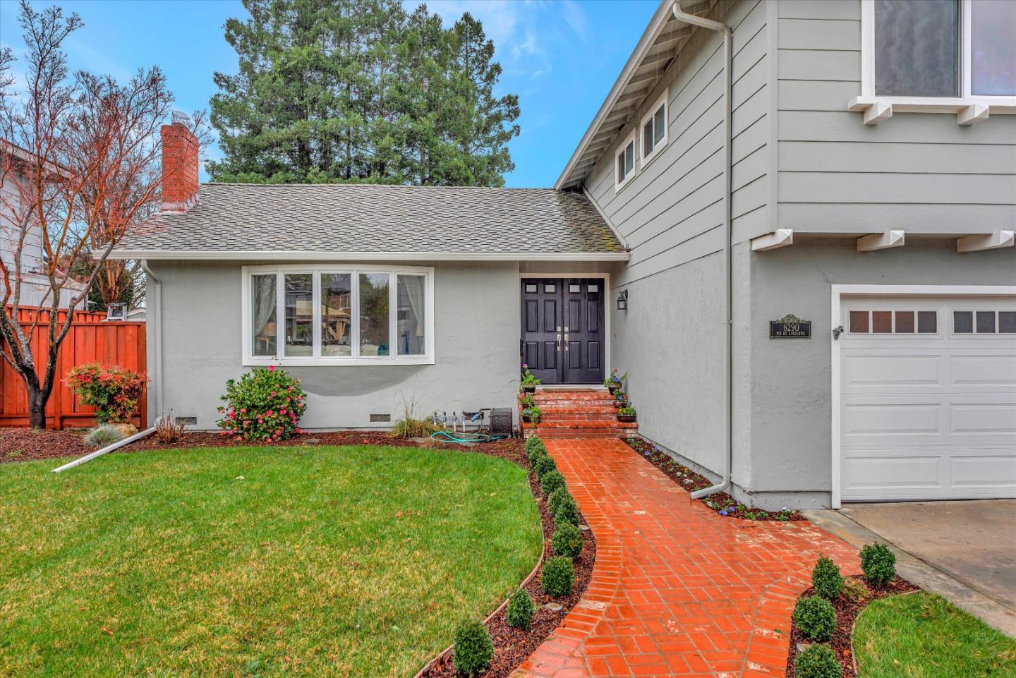 6290 Via De Adrianna