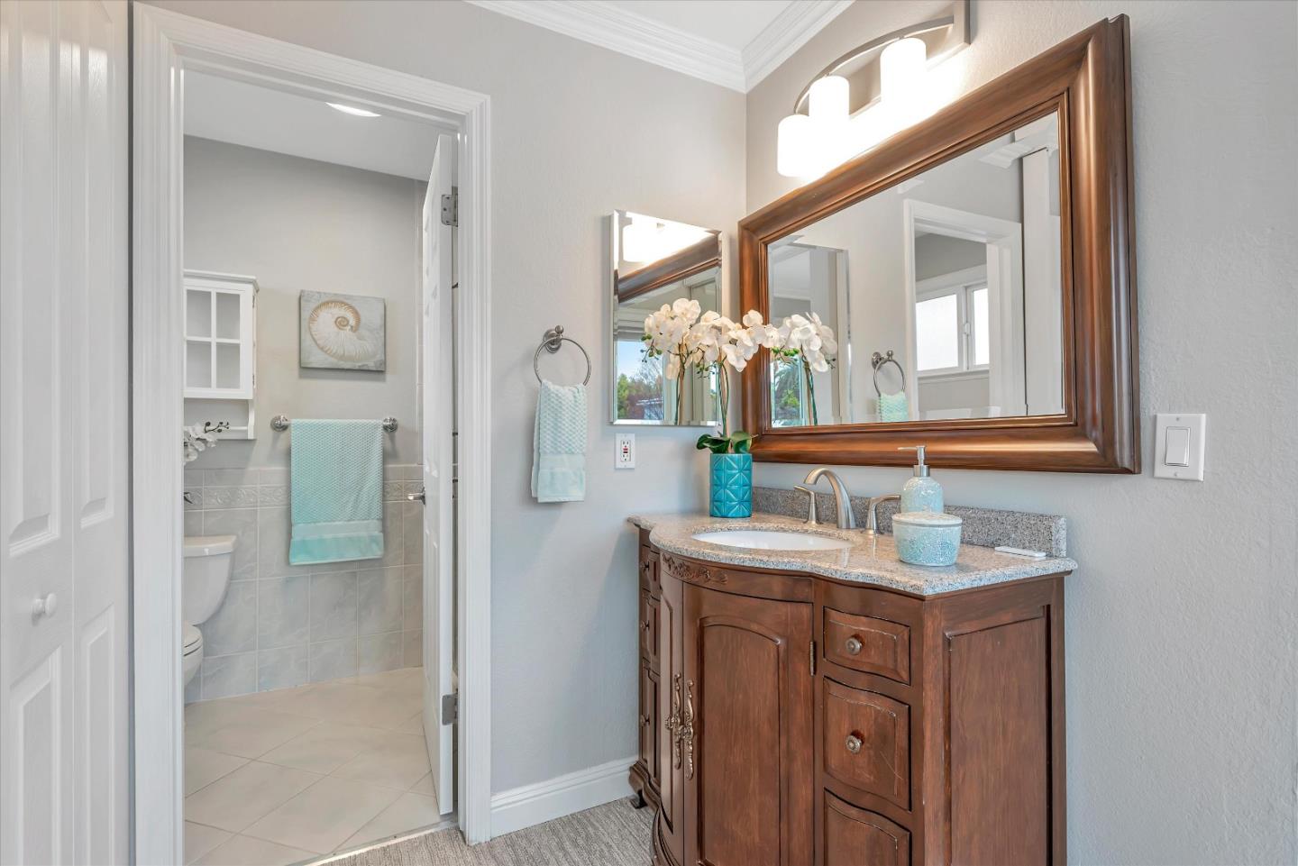 6290 Via De Adrianna