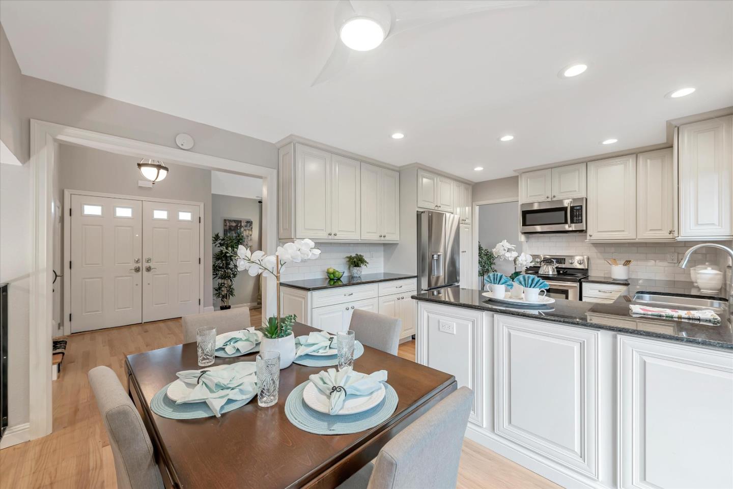 6290 Via De Adrianna