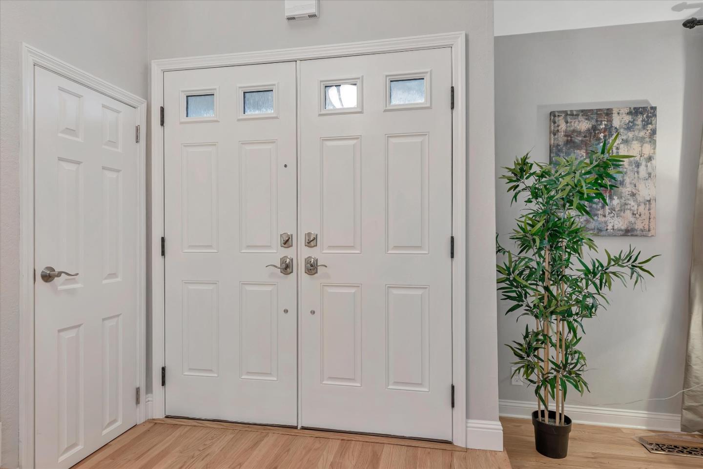 6290 Via De Adrianna