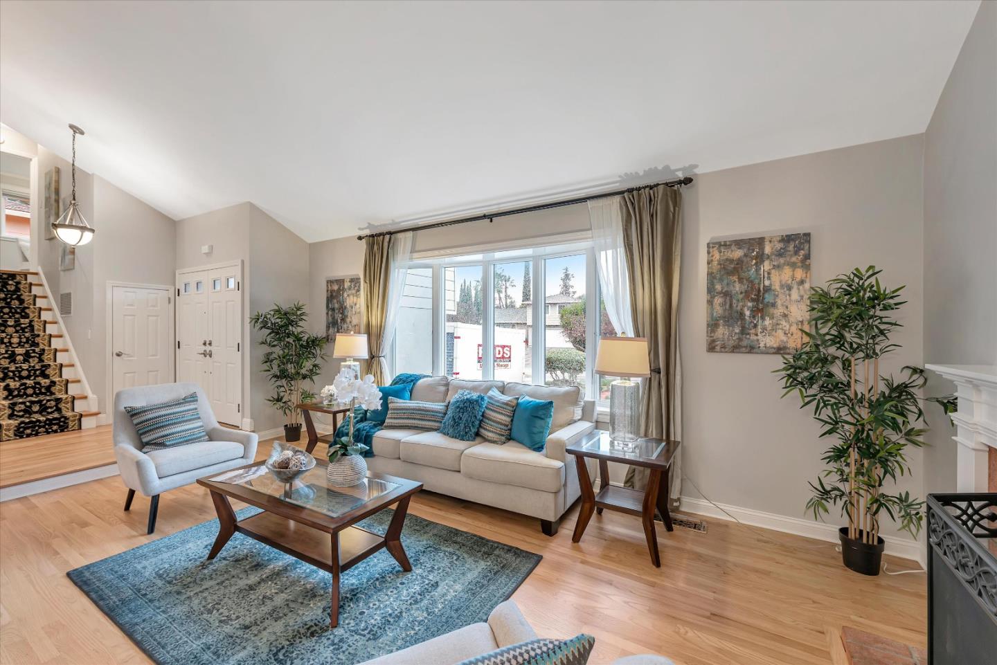 6290 Via De Adrianna