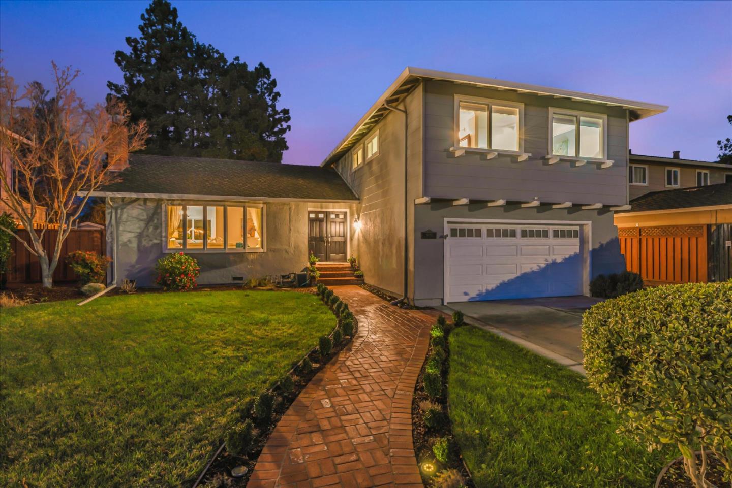 6290 Via De Adrianna