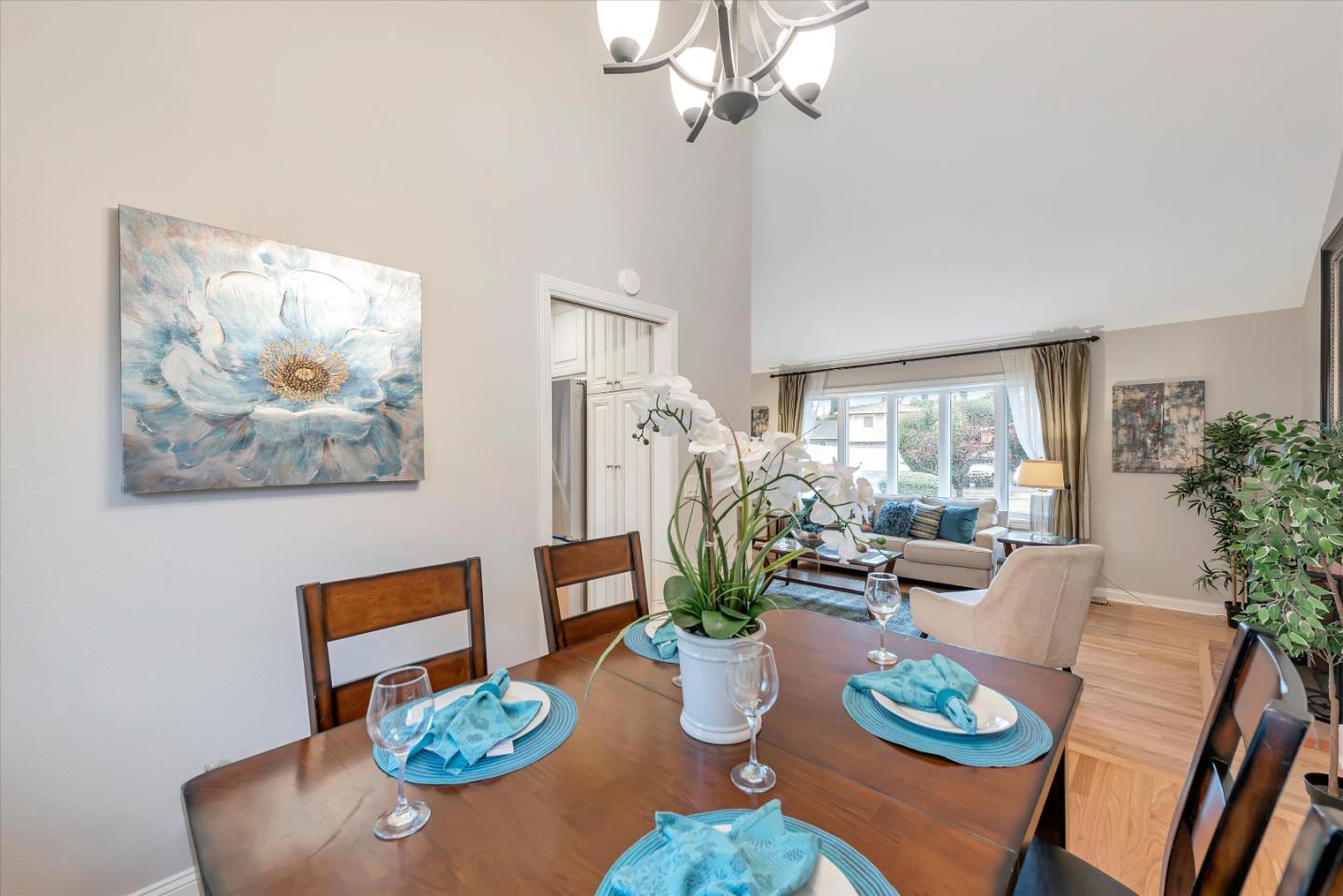 6290 Via De Adrianna