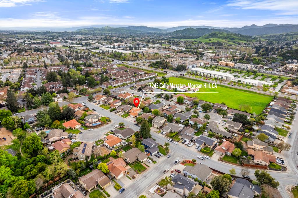 17245 Calle Mazatan