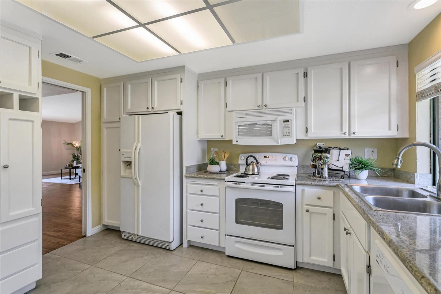 8339 Colombard CT