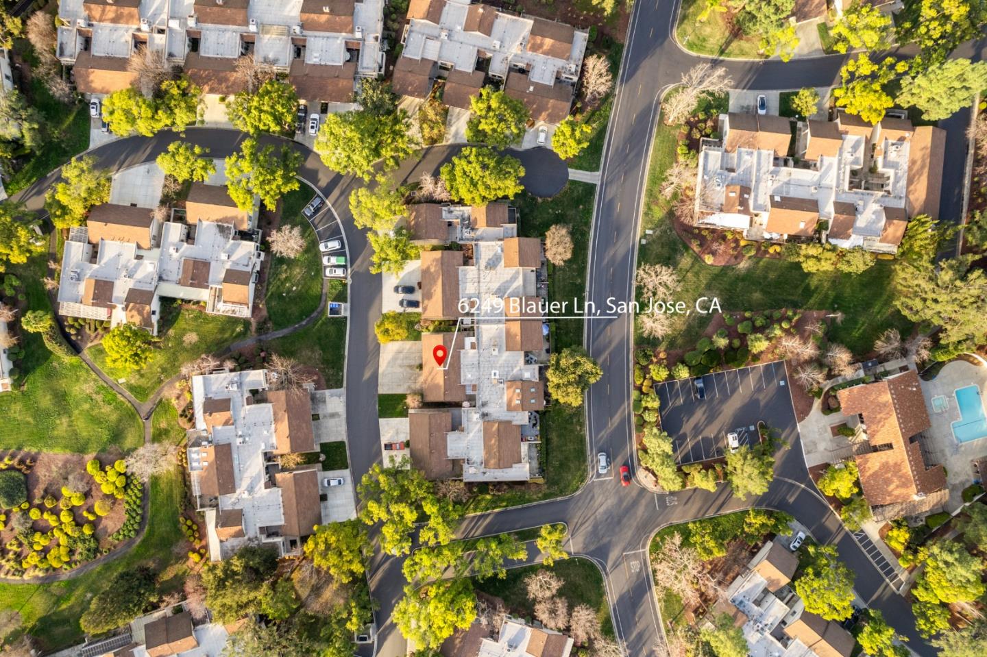 6249 Blauer LN