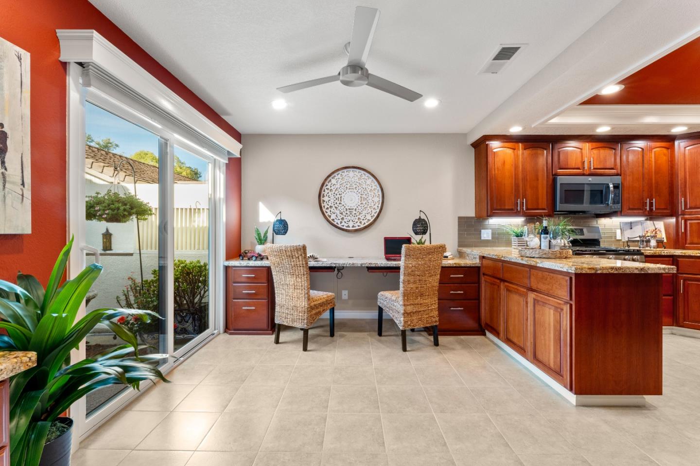 6249 Blauer LN