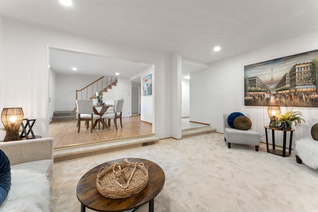 1148 Ginger LN