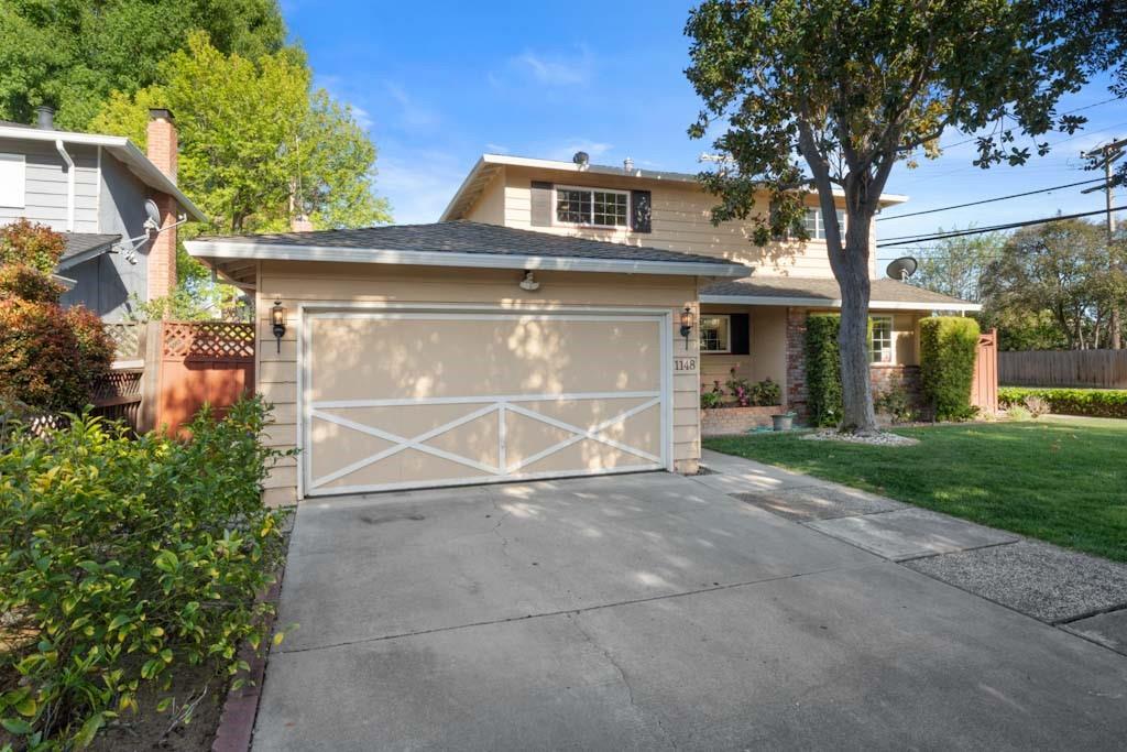 1148 Ginger LN
