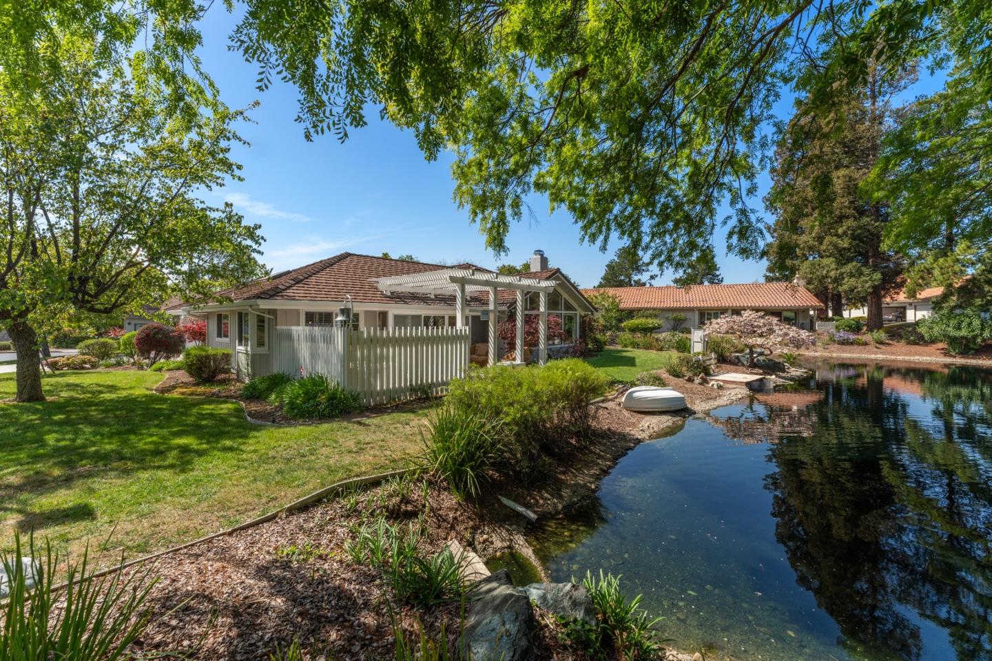 8047 Chardonay CT
