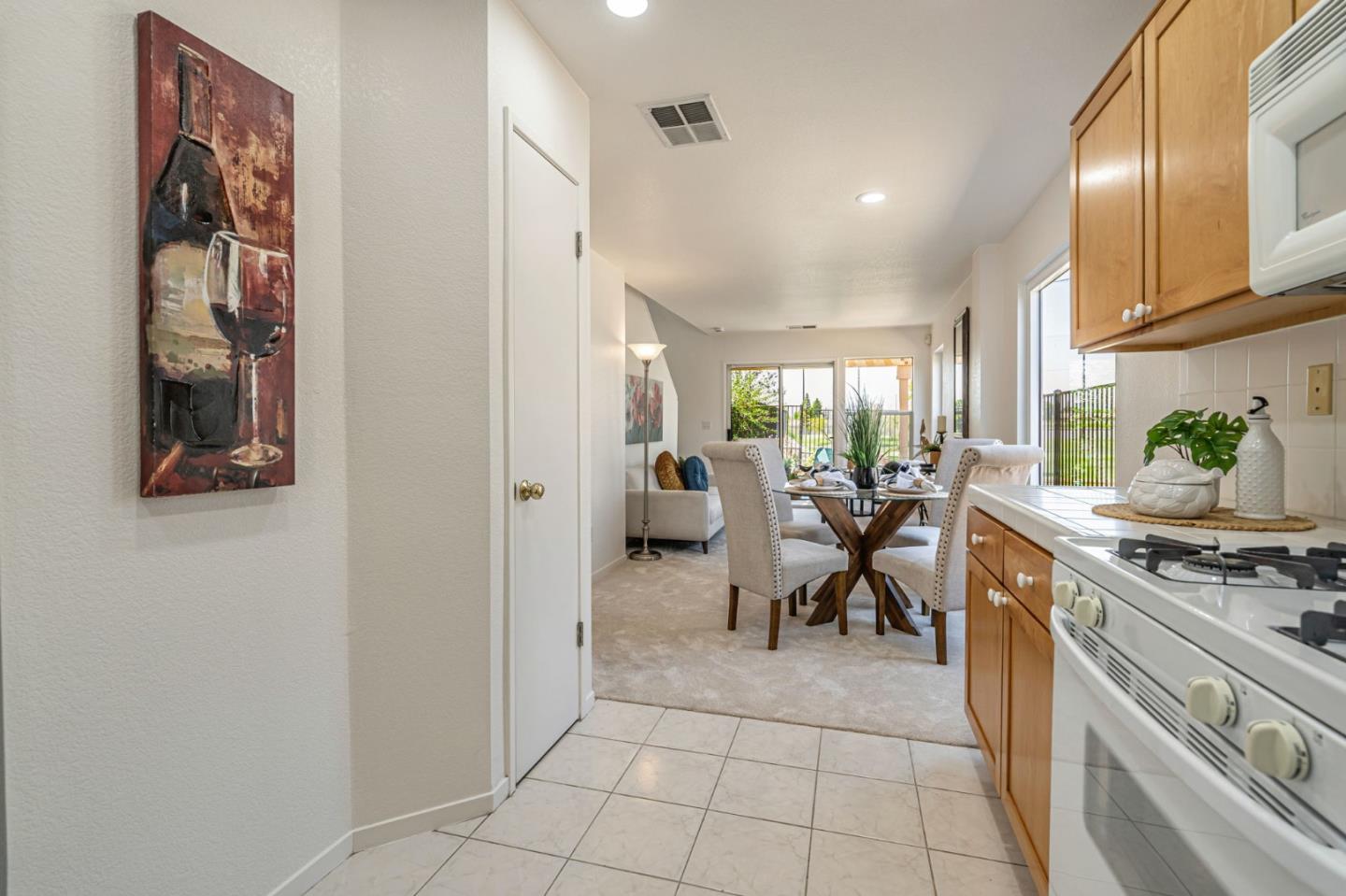 1517 Hermocilla Way