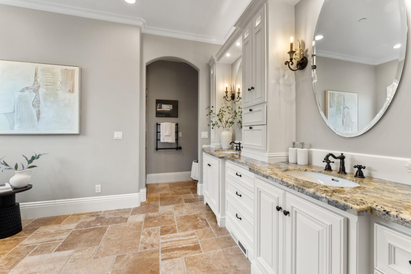 2512 Lansford Avenue