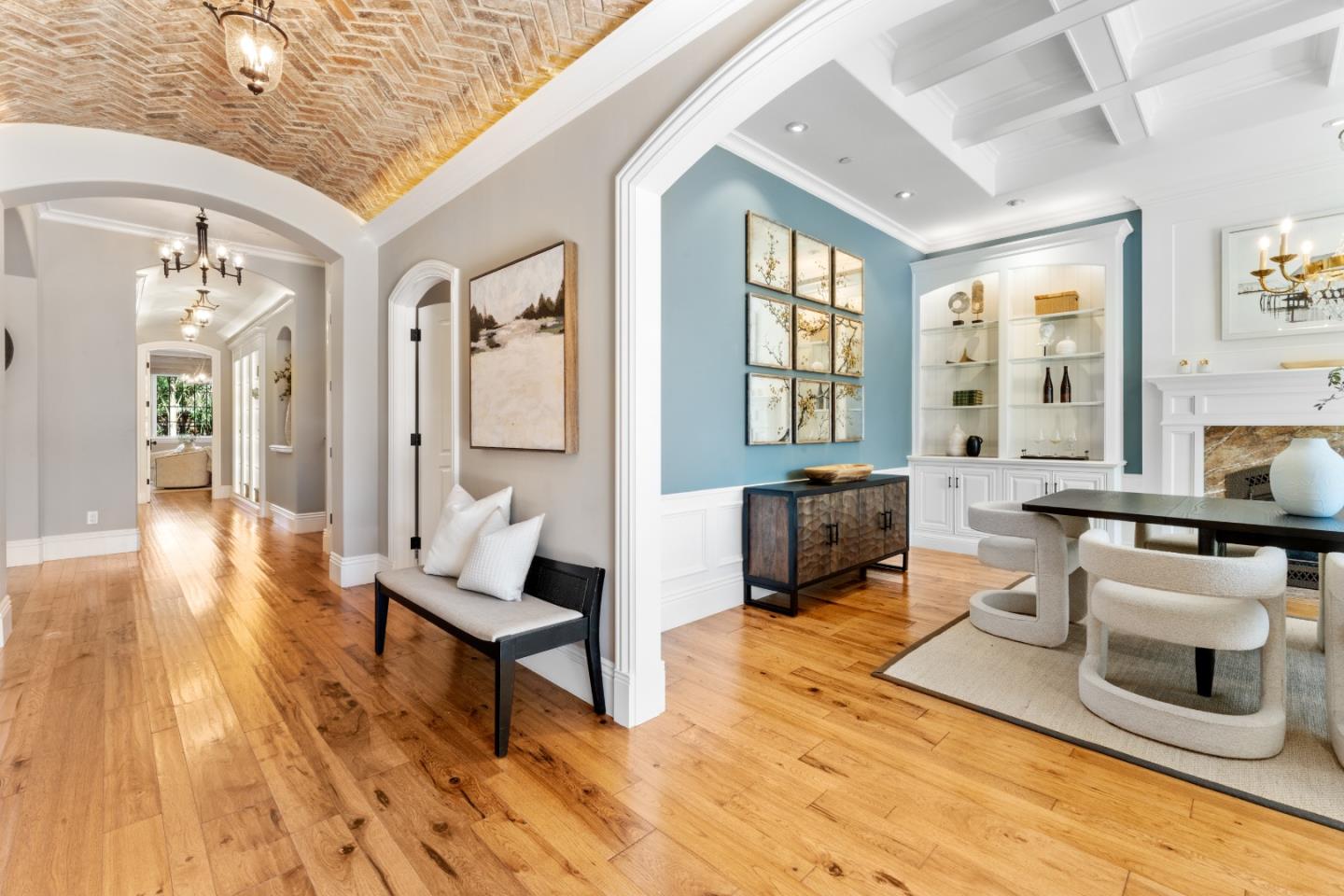 2512 Lansford Avenue