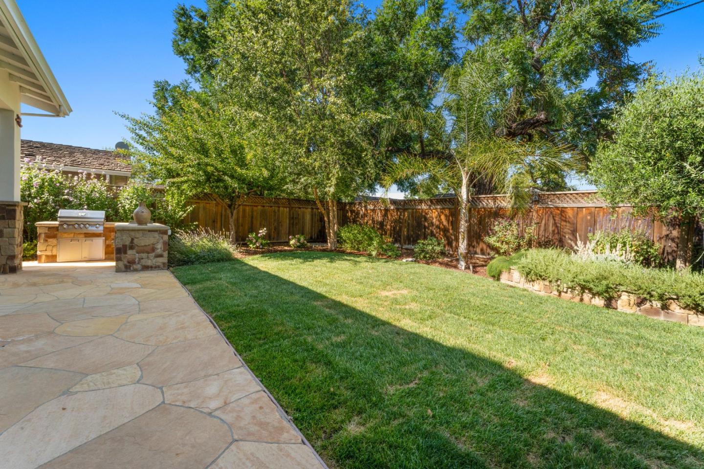 2512 Lansford Avenue