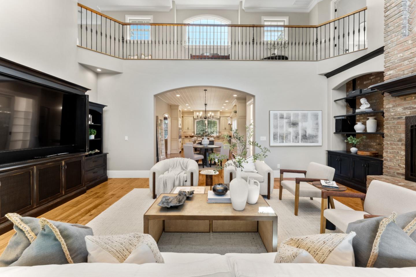 2512 Lansford Avenue