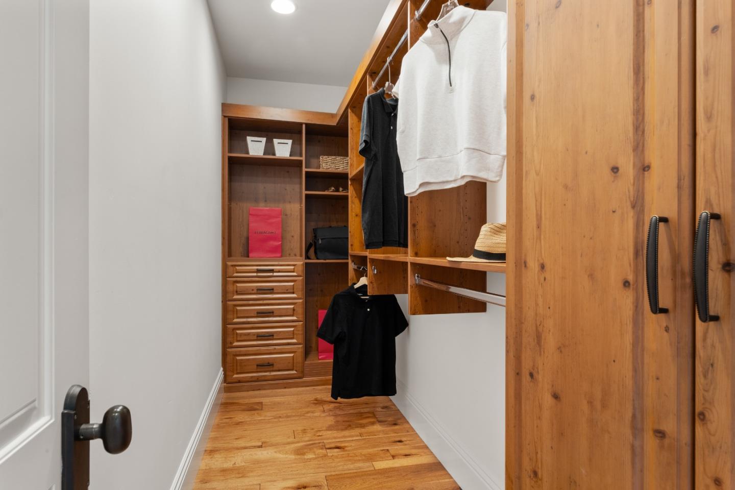 2512 Lansford Avenue