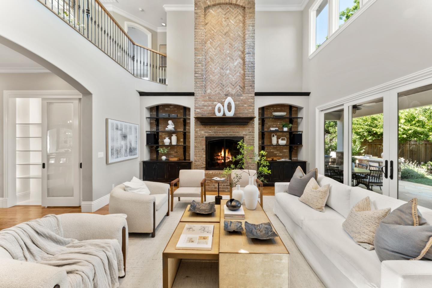 2512 Lansford Avenue