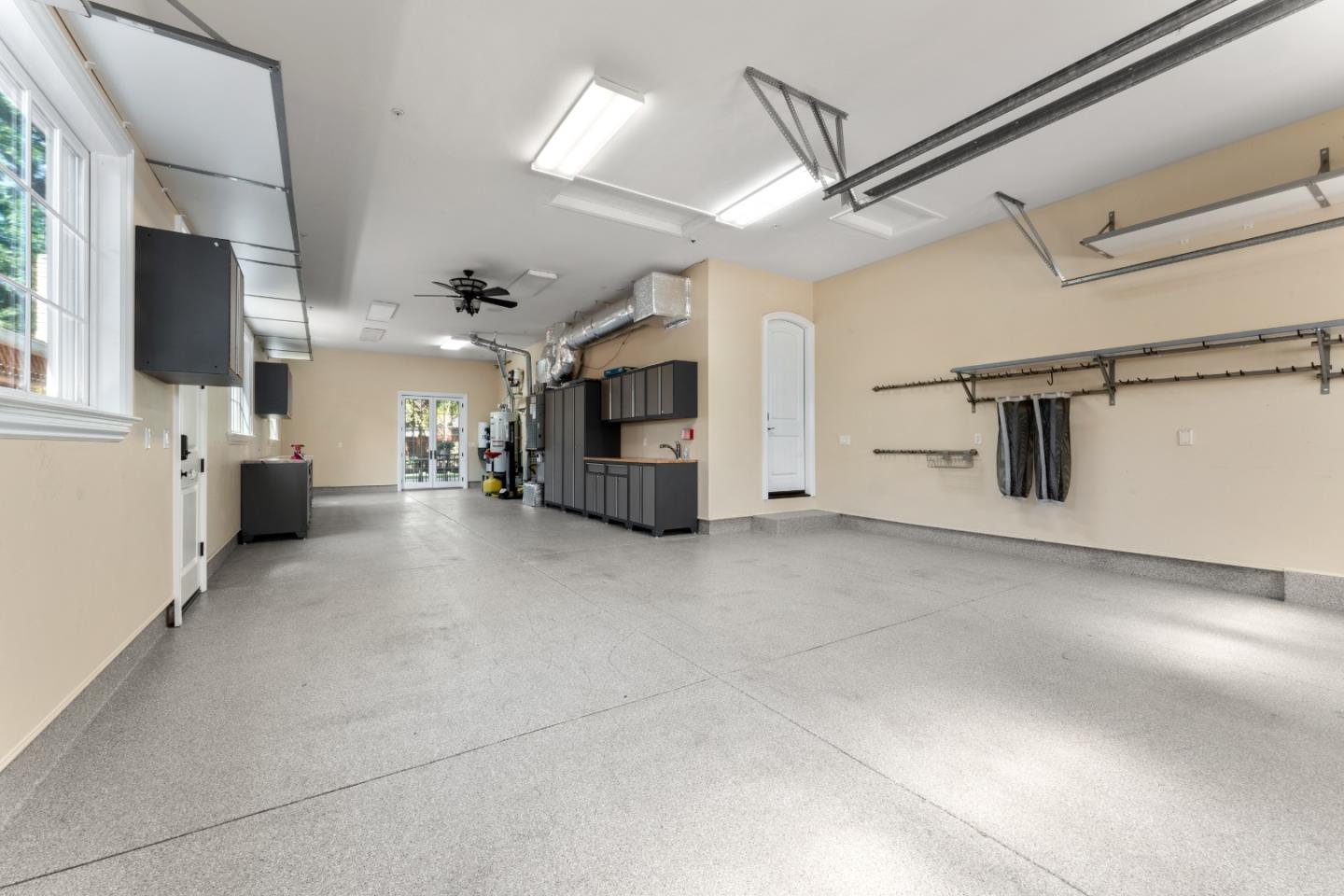 2512 Lansford Avenue