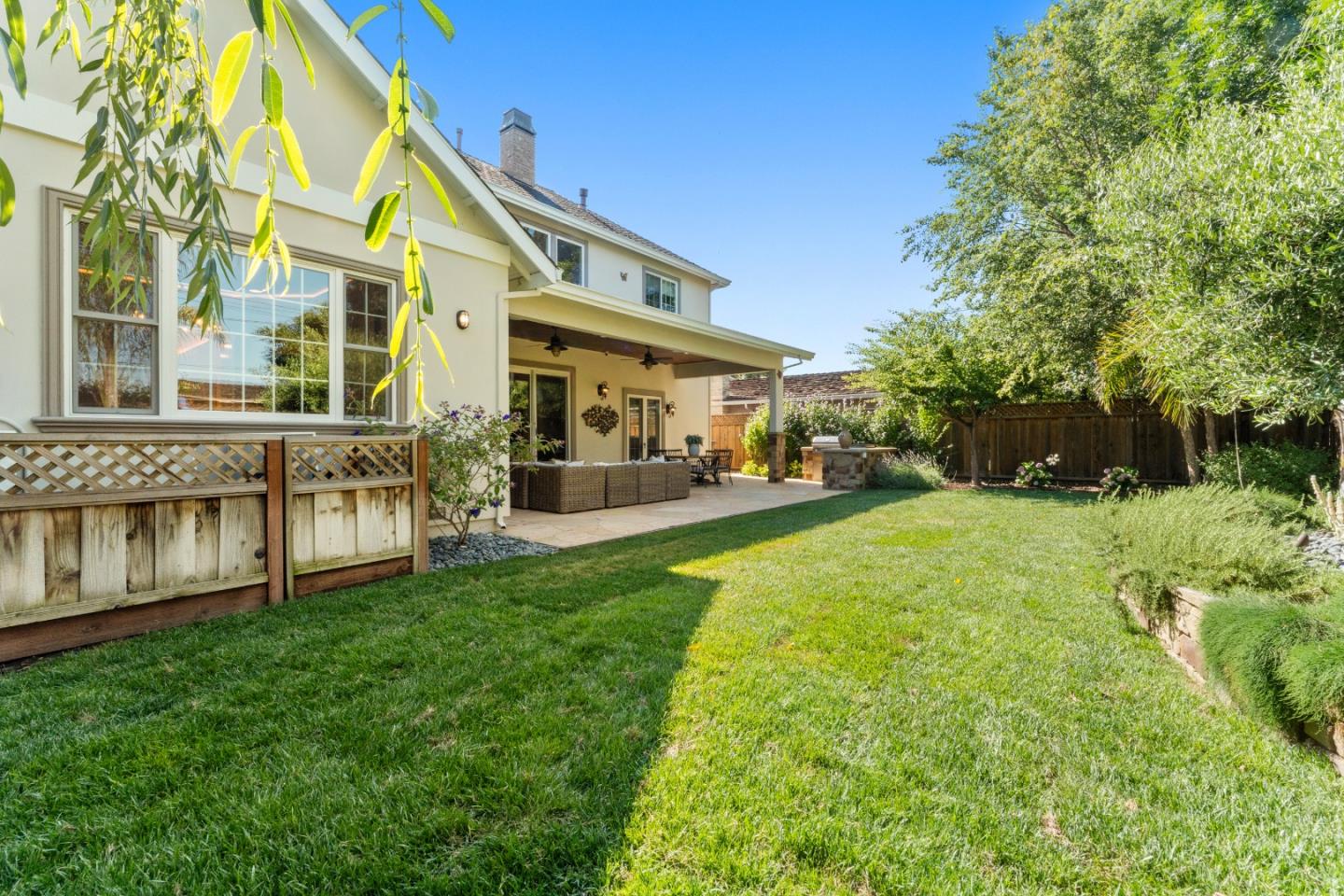 2512 Lansford Avenue