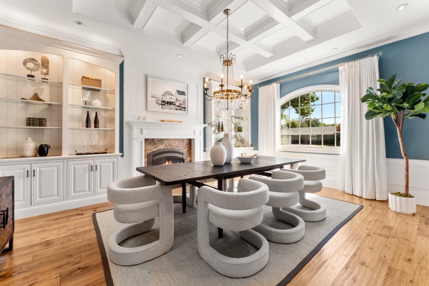 2512 Lansford Avenue