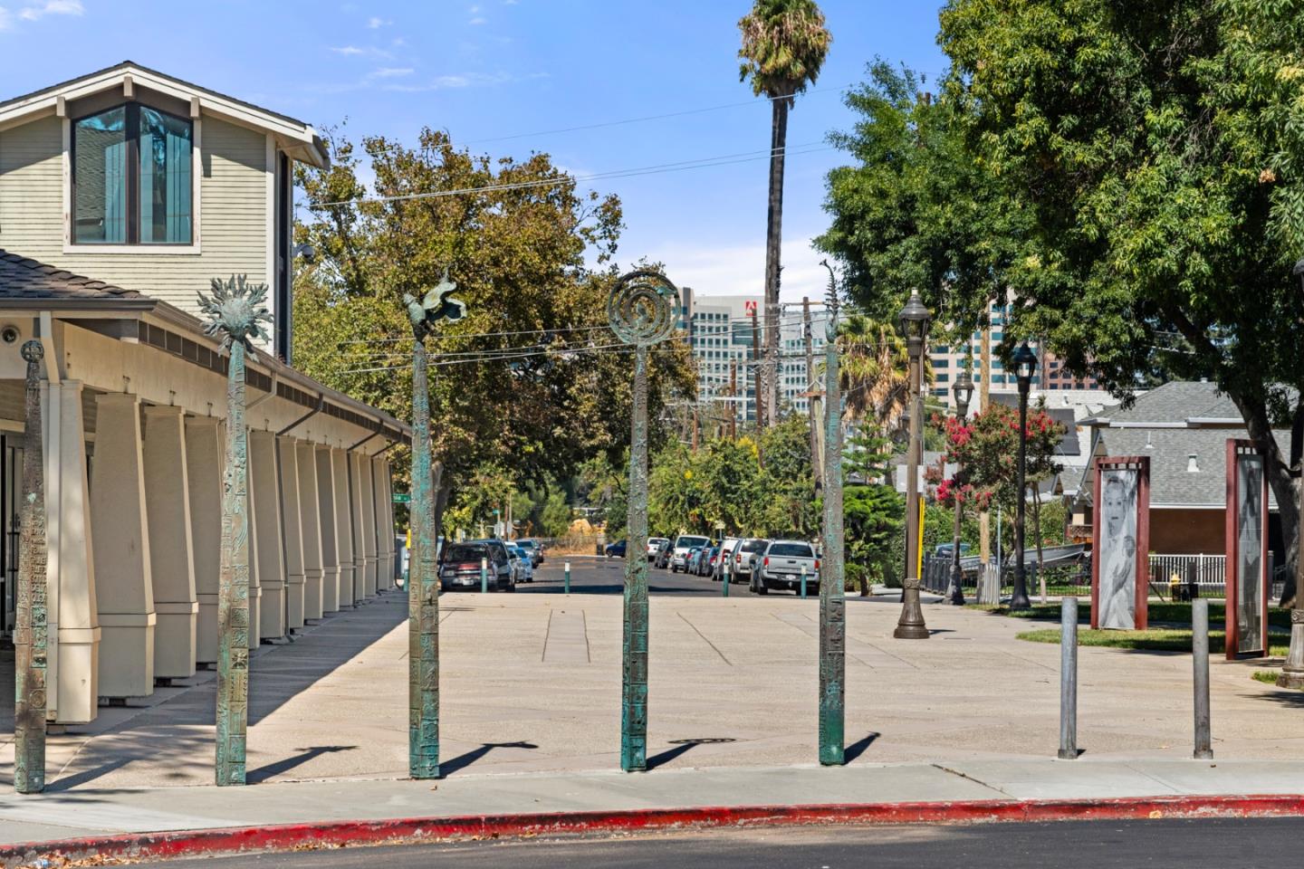 841 Willis Avenue