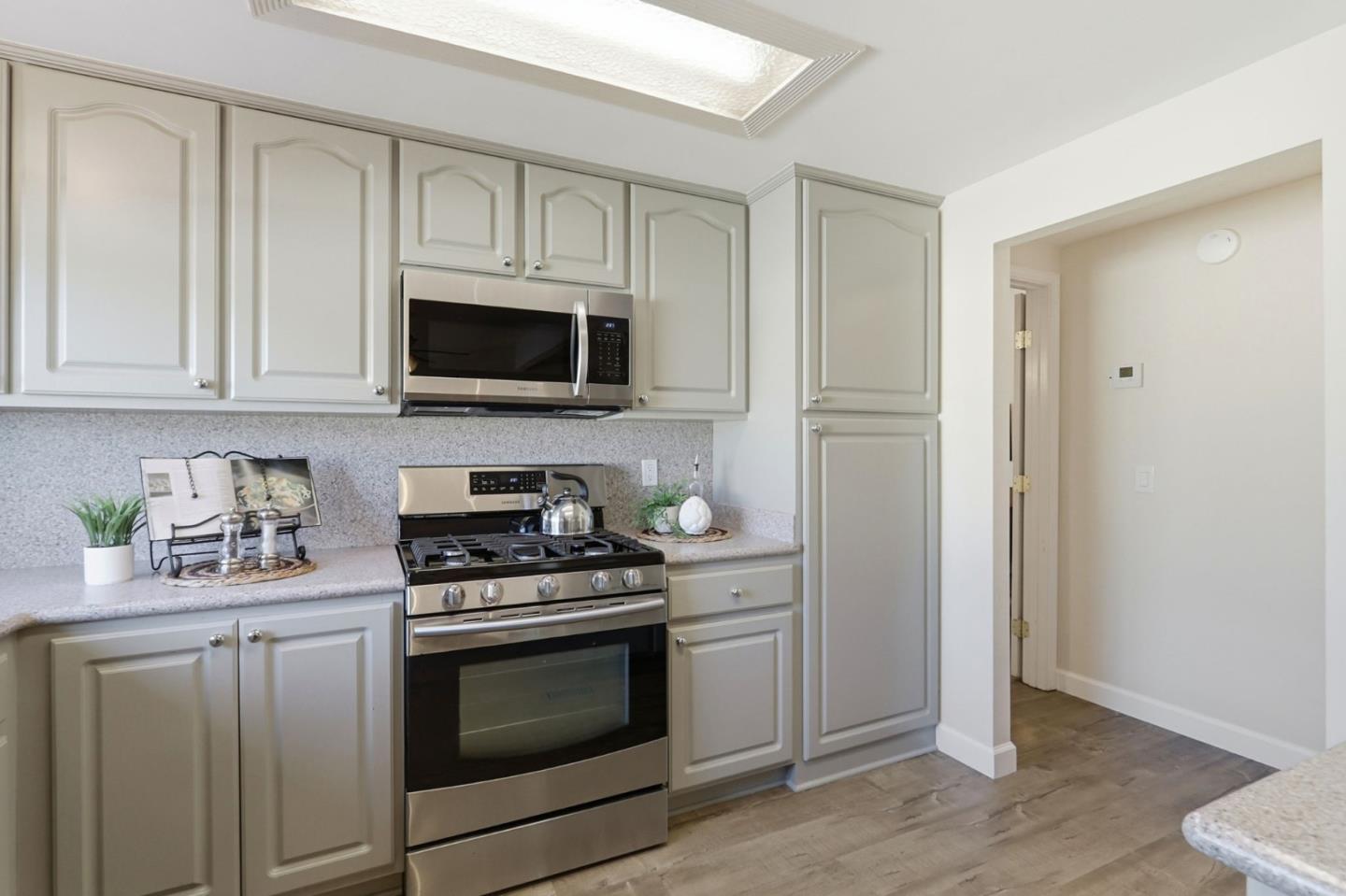 1225 Vienna Drive Unit: 925