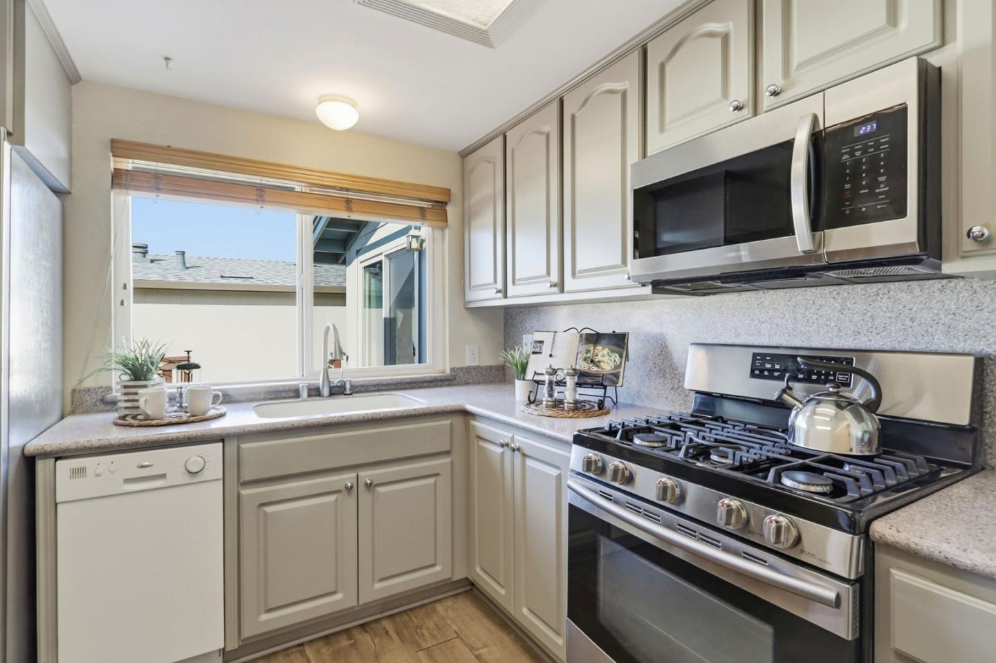 1225 Vienna Drive Unit: 925