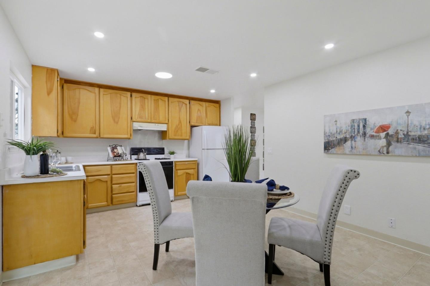 1578 Salmon Creek Court