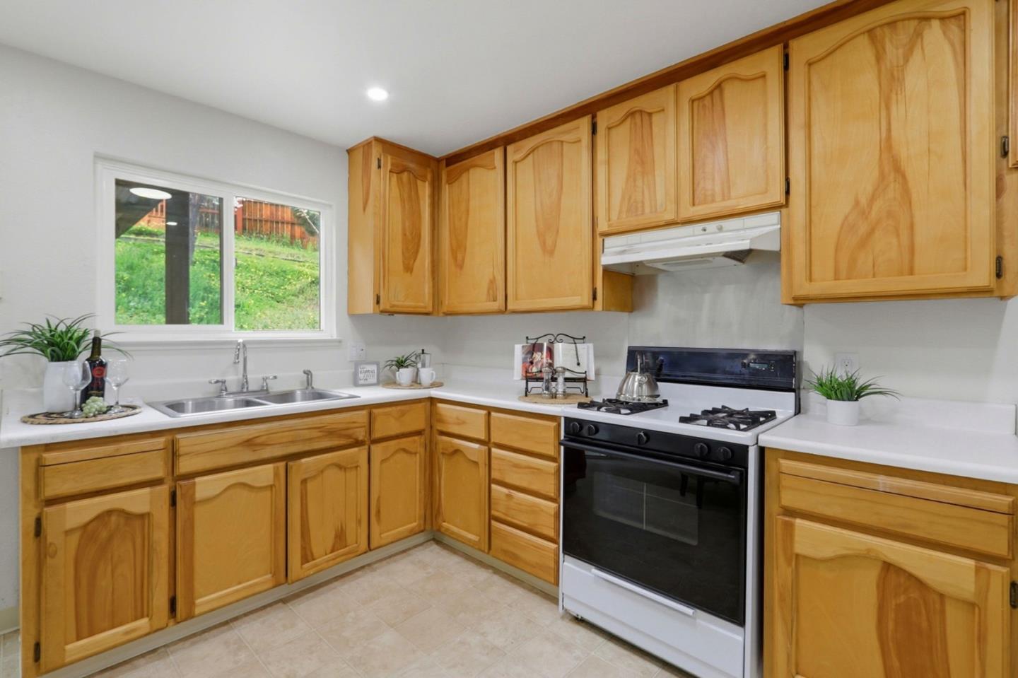 1578 Salmon Creek Court