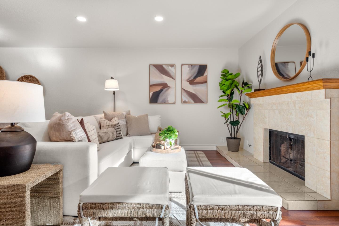 18047 Hillwood Lane