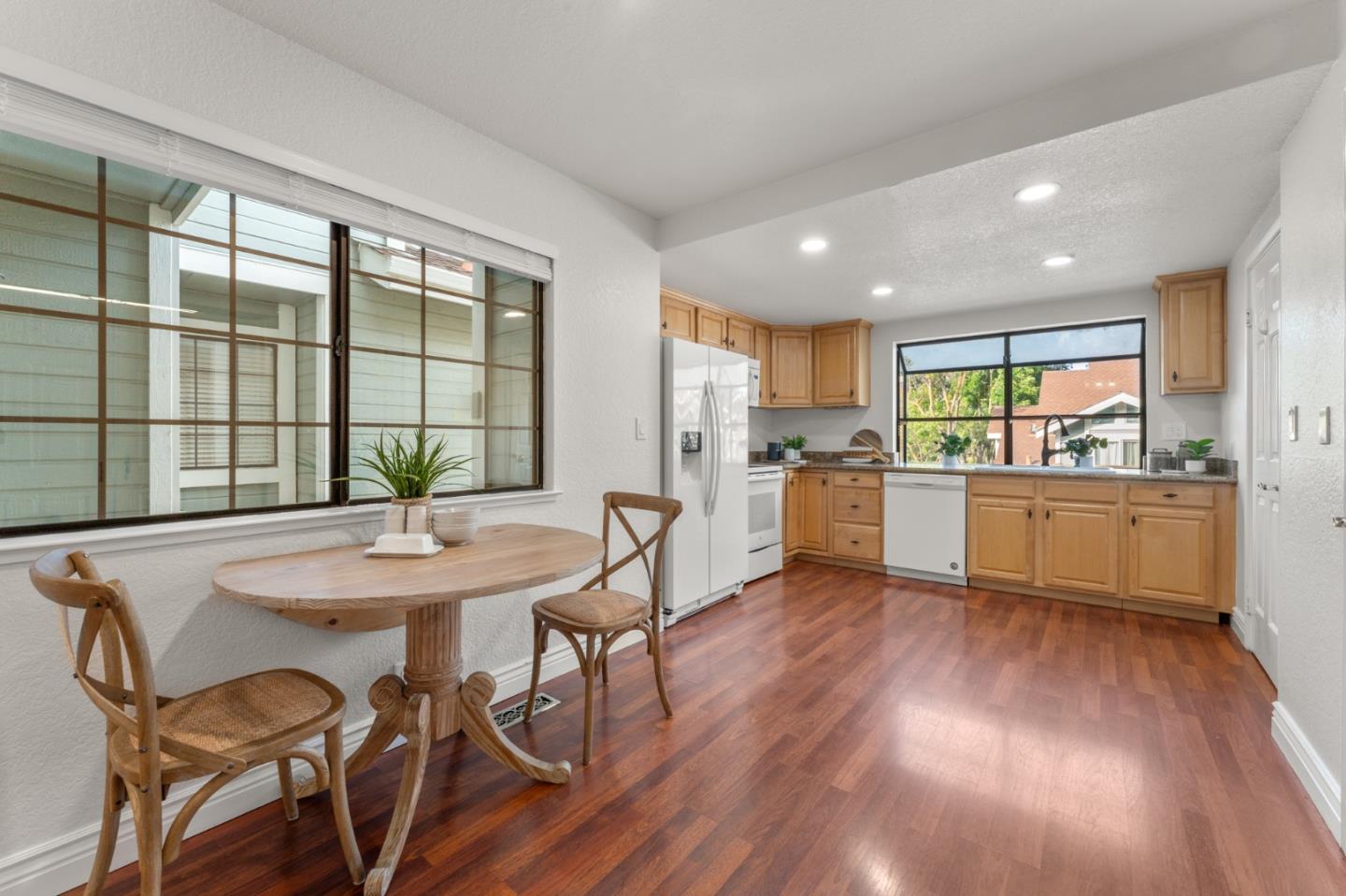 18047 Hillwood Lane