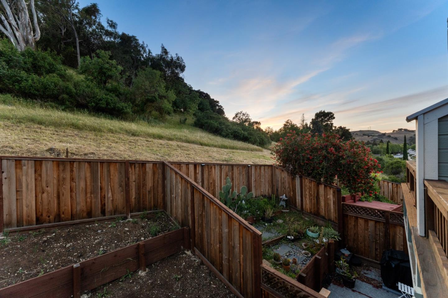 18047 Hillwood Lane