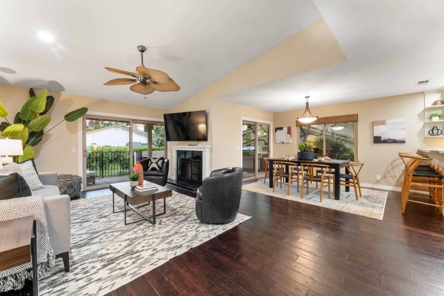 8336 Colombard Court