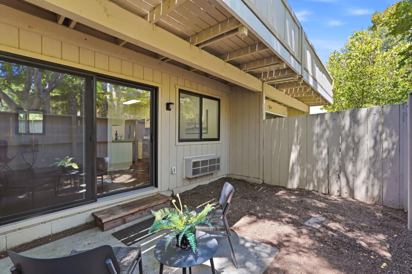 936 Kiely BLVD B