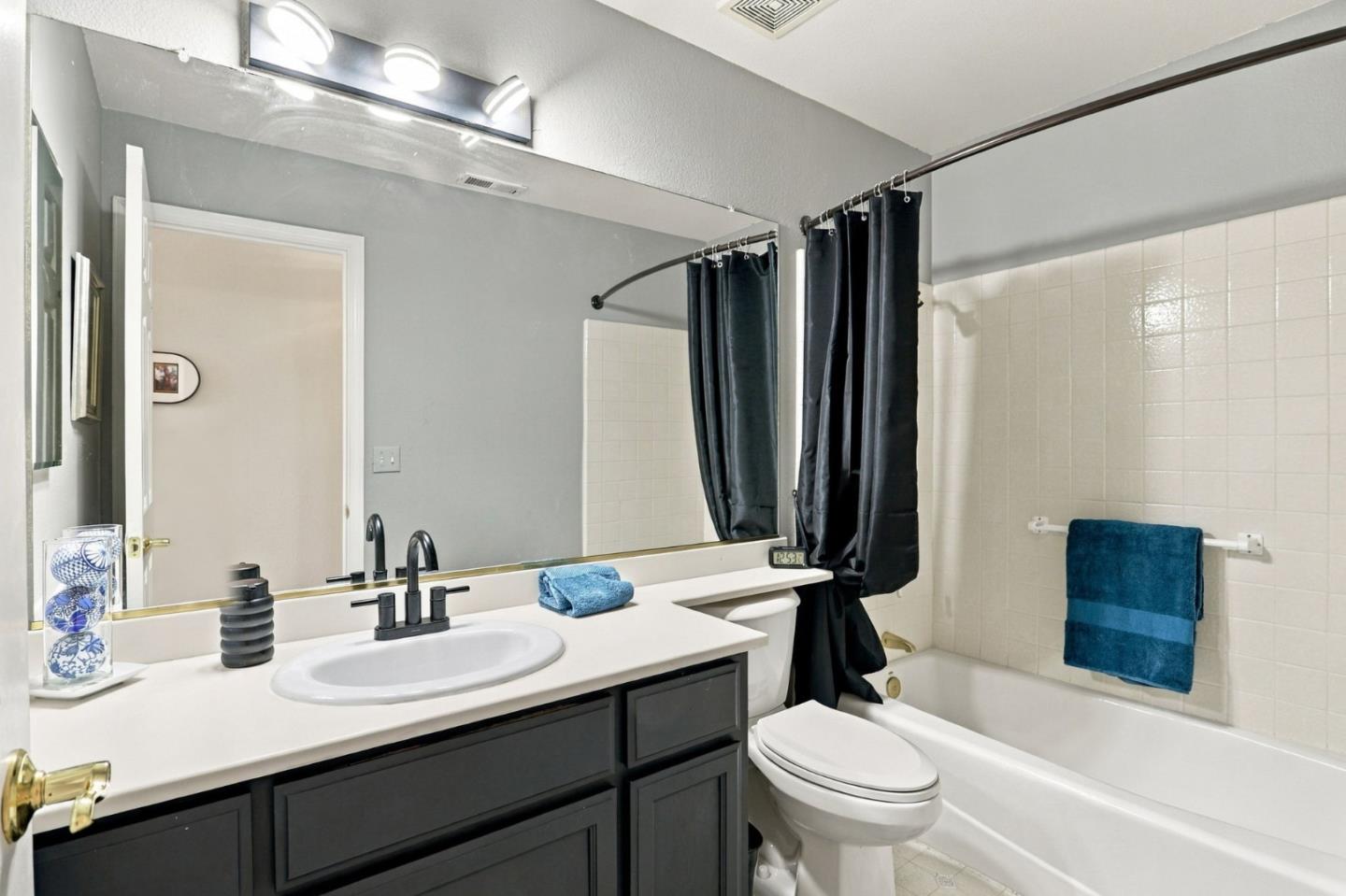 8803 Grape Wagon CIR