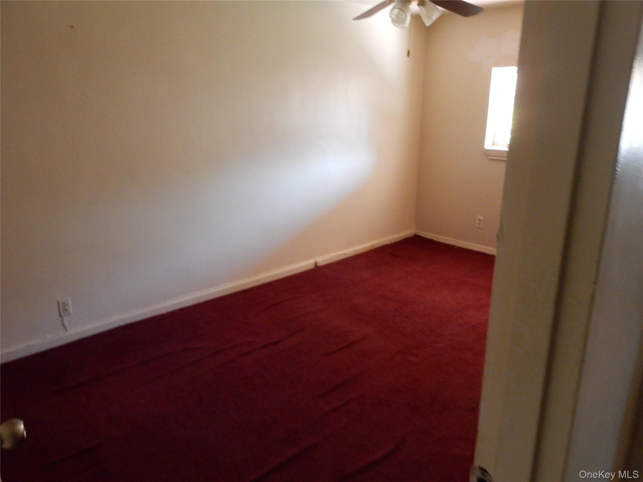 4044 Ave