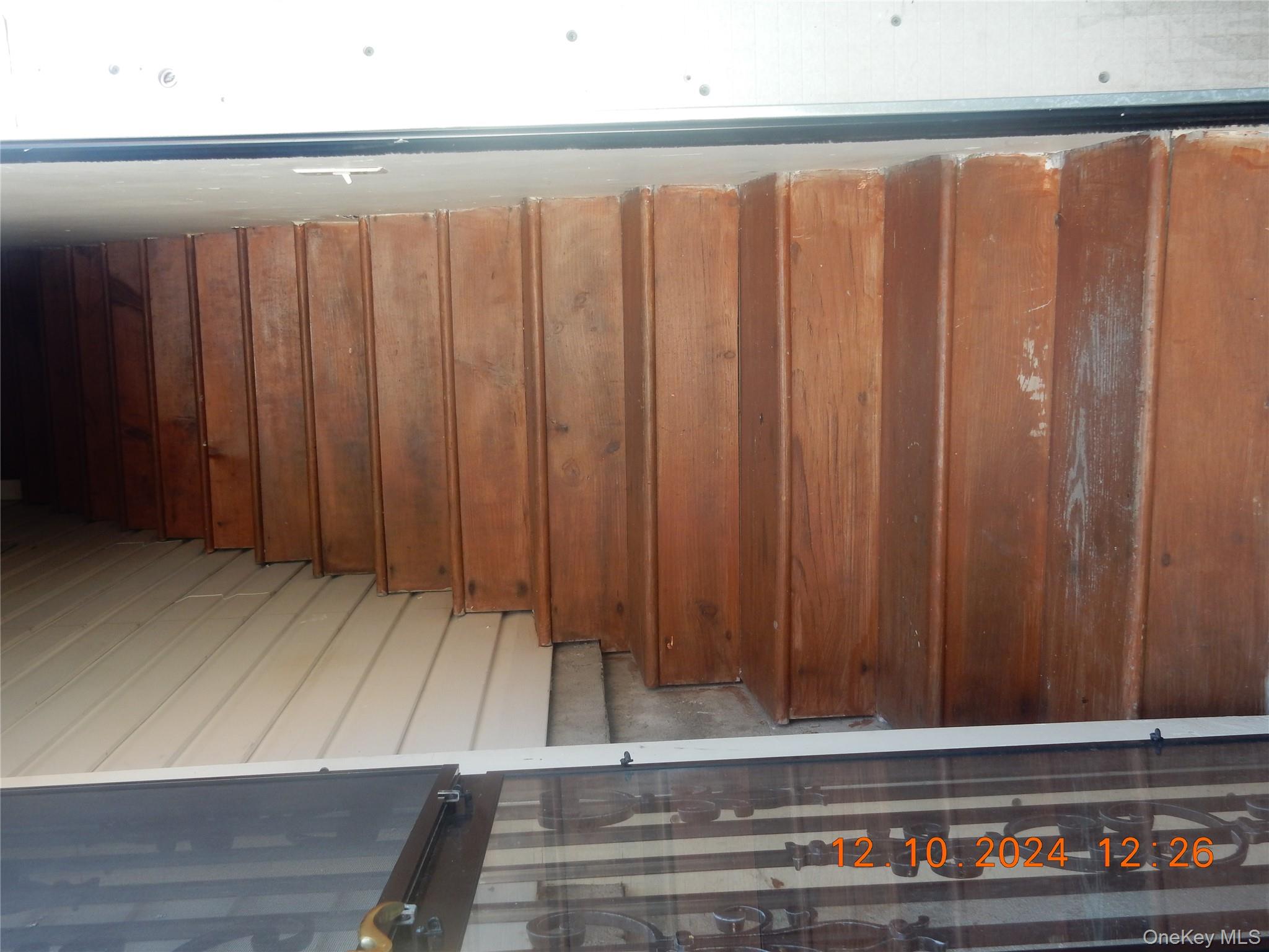 1027 E 83rd Street E Unit: 2