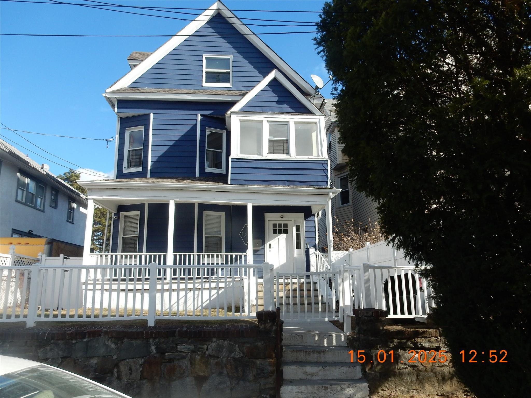 121 South 8th Ave S Ave