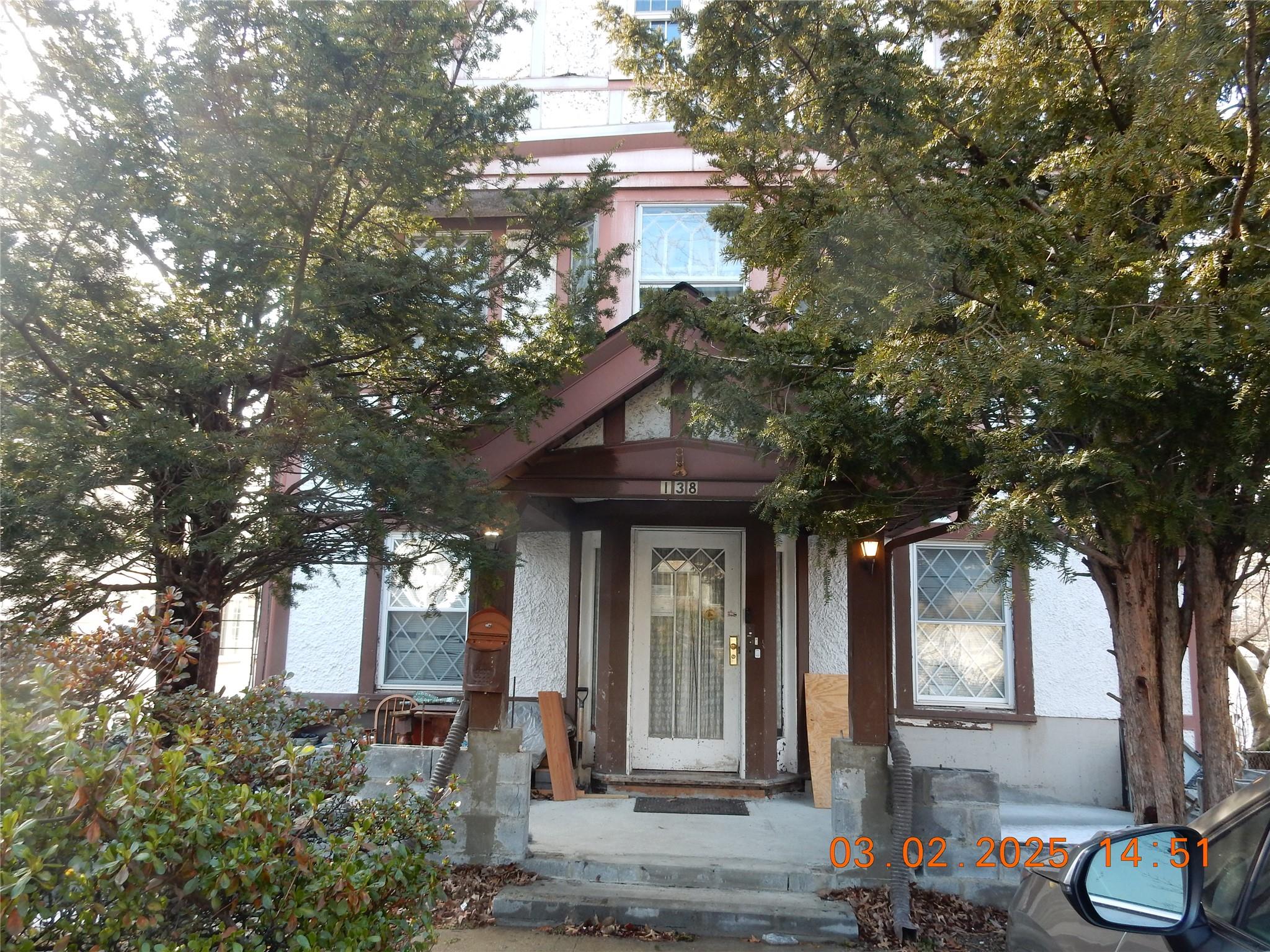 138 Columbus Avenue N