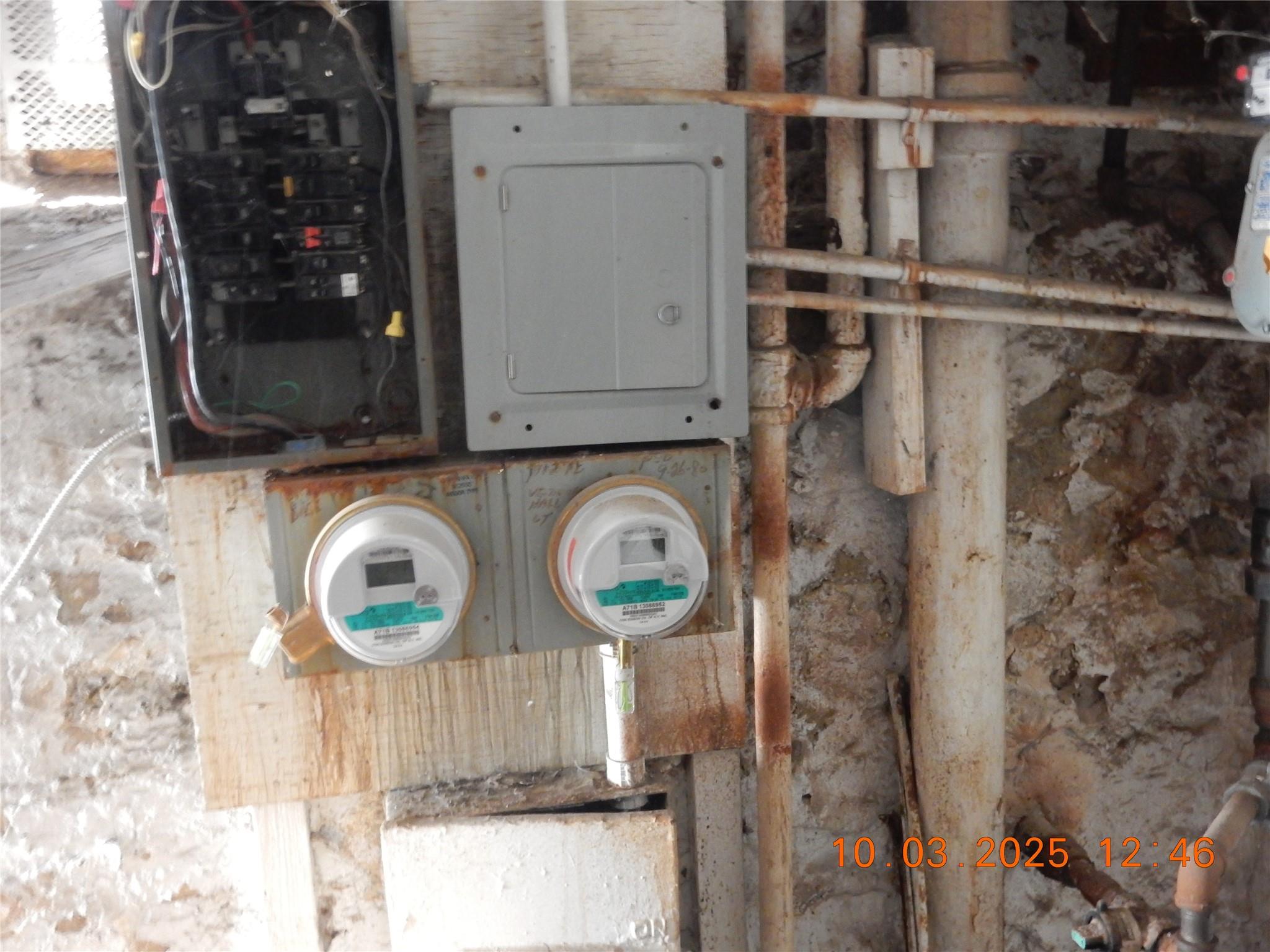 2257 Hampden Pl Unit: 2