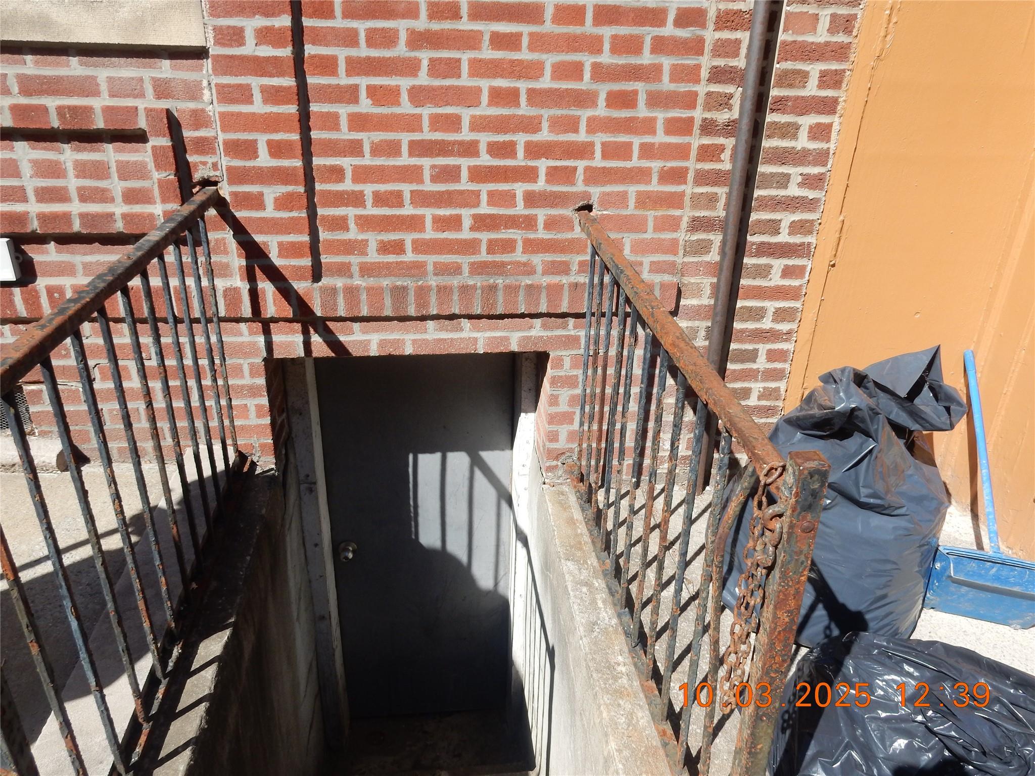2257 Hampden Pl Unit: 2