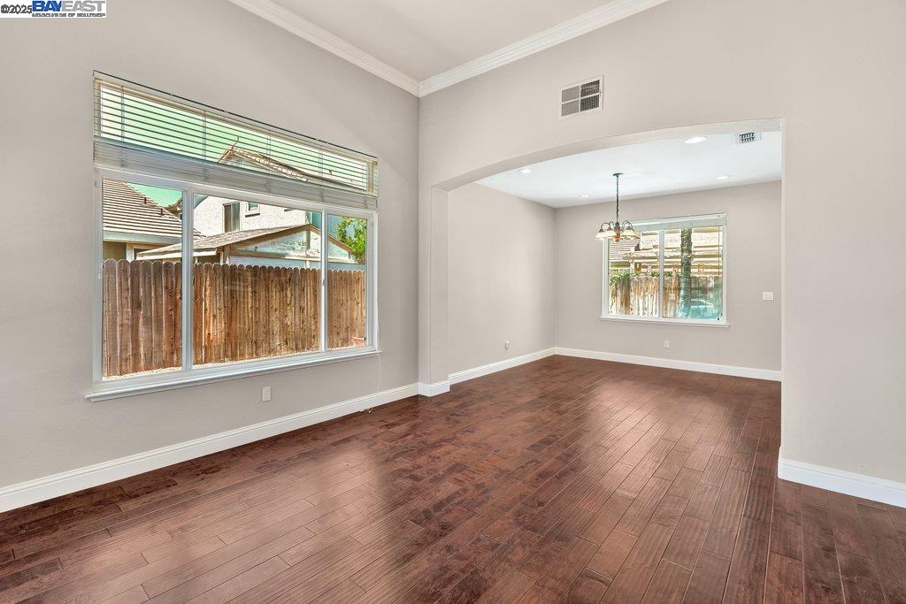 2315 Sabrina Way