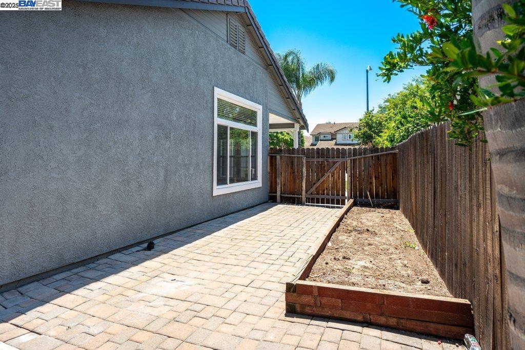 2315 Sabrina Way