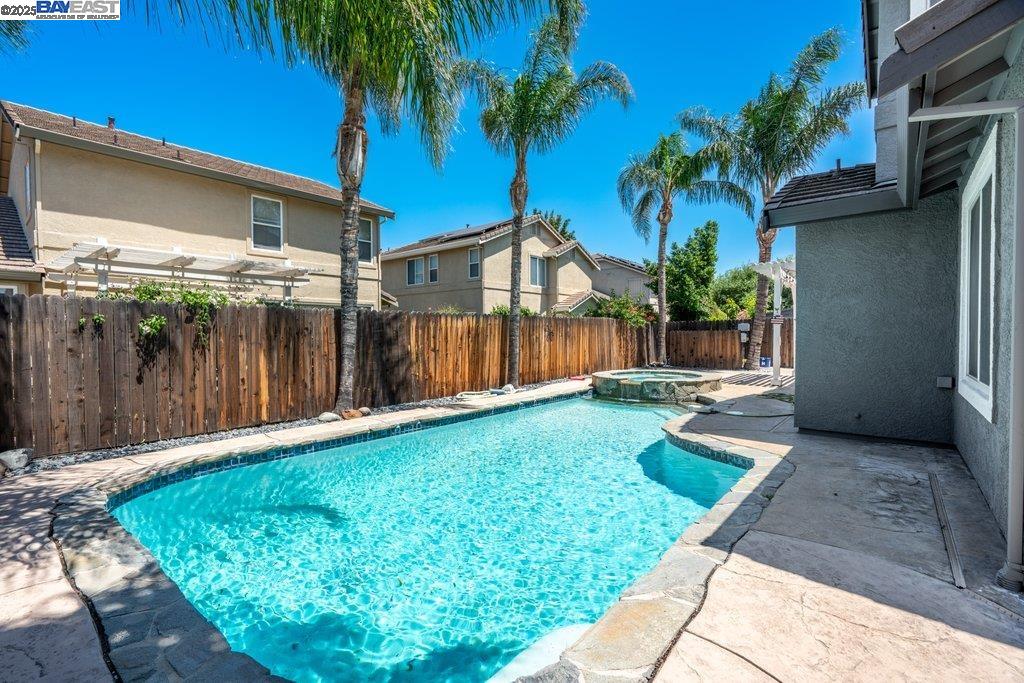 2315 Sabrina Way